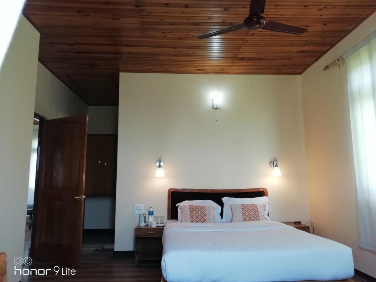 Pine Haven Resorts Takdāh Esterno foto