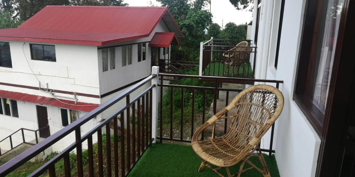 Pine Haven Resorts Takdāh Esterno foto