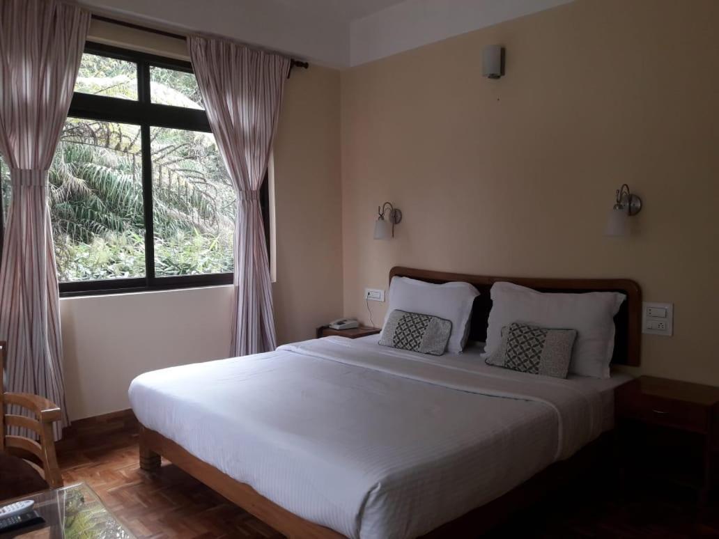 Pine Haven Resorts Takdāh Esterno foto